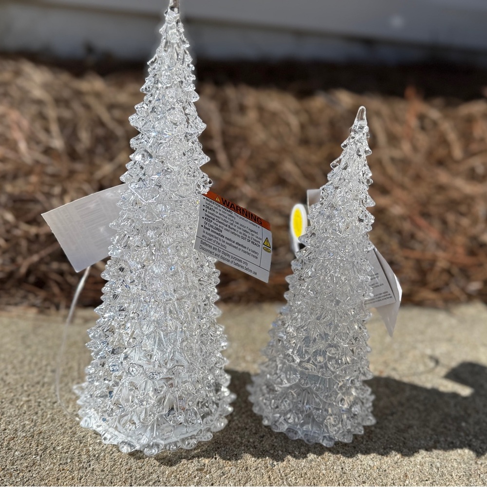 Crystal Clear Light-Up Tree Set - NWT